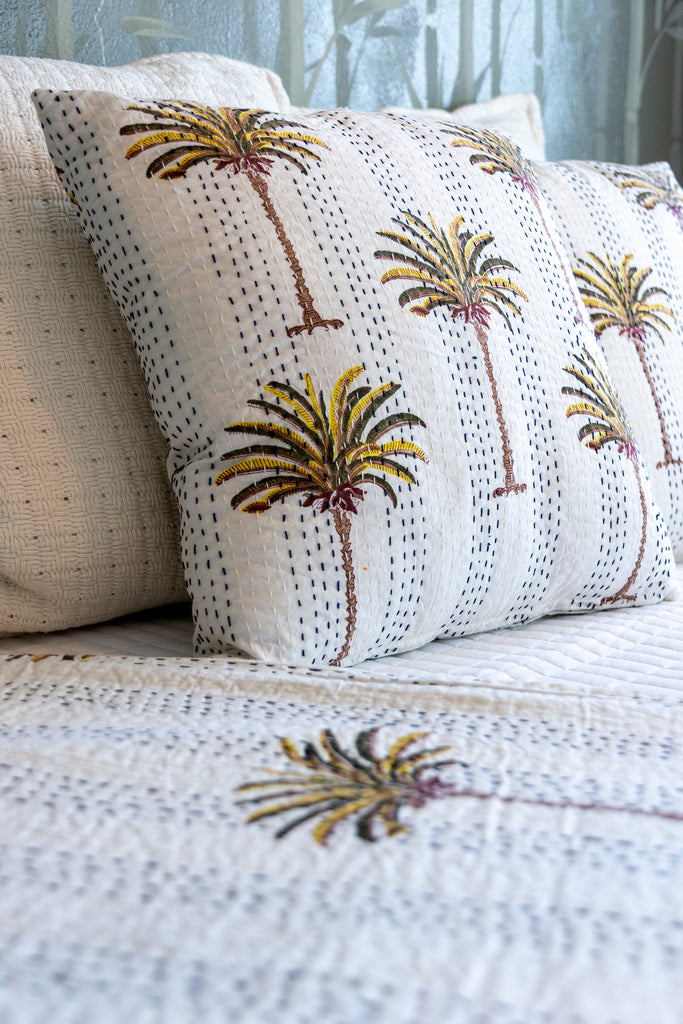 Palm-Stitched Quilt King