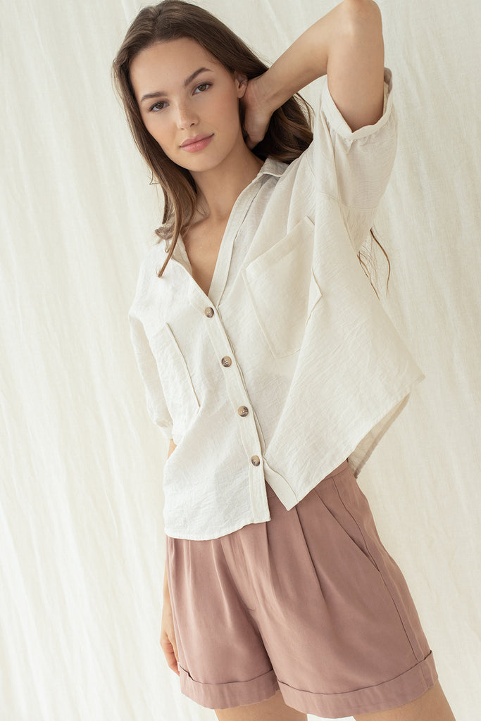 TEXTURED RELAXED CROP BLOUSE