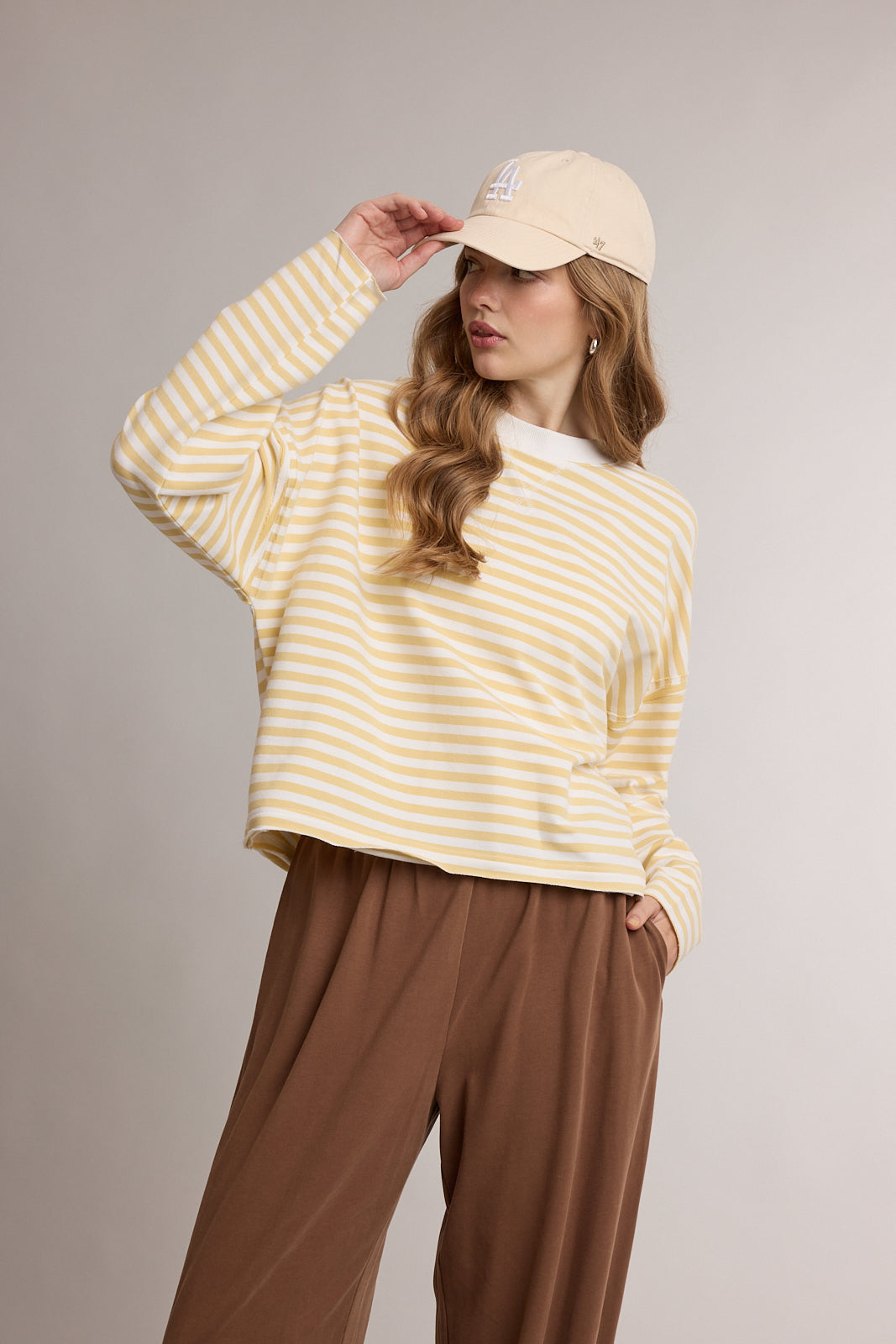 STRIPE OVERSIZED CREW NECK SWEATSHIRT BANANA