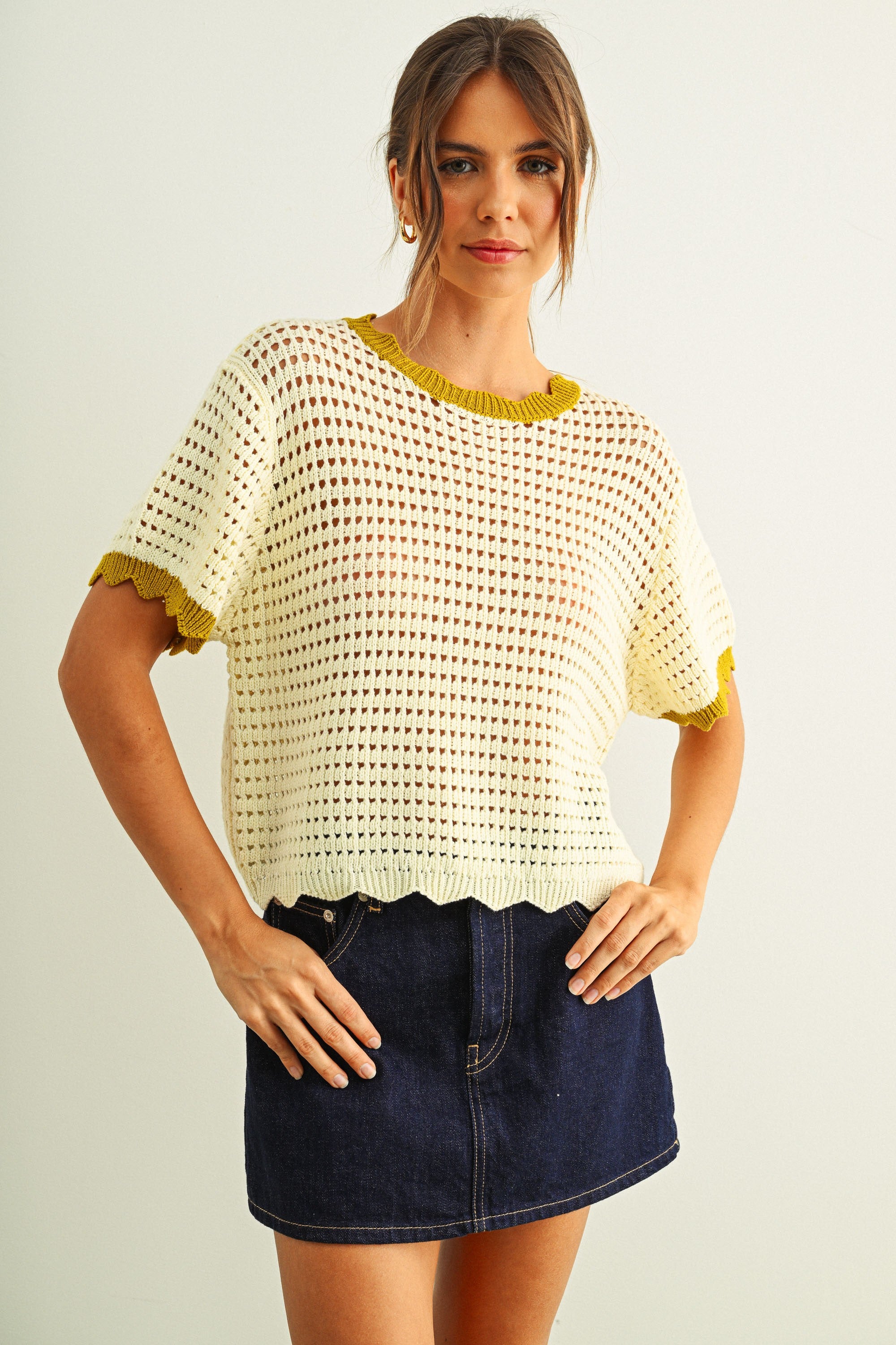 Scalloped Detail Knitted Top
