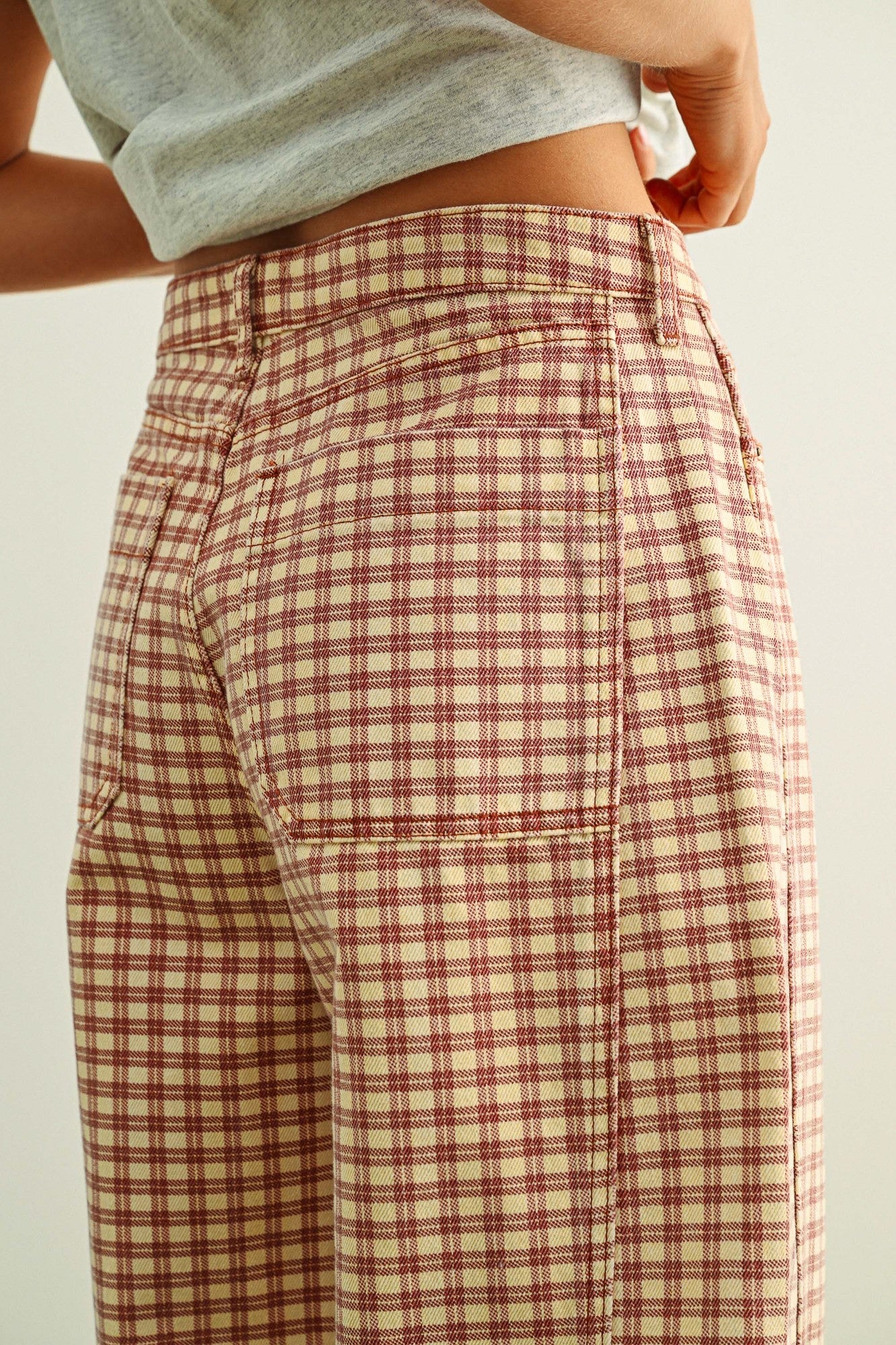 Mini Checker Pattern Barrel Pants Rose