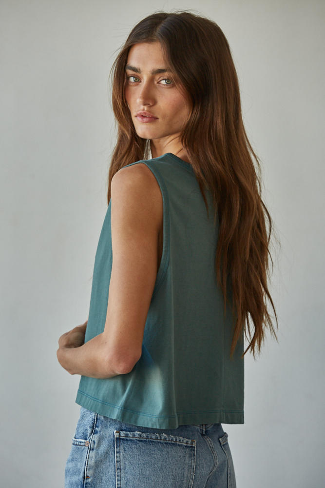 Everyday Sleeveless Crop Tee Hunter