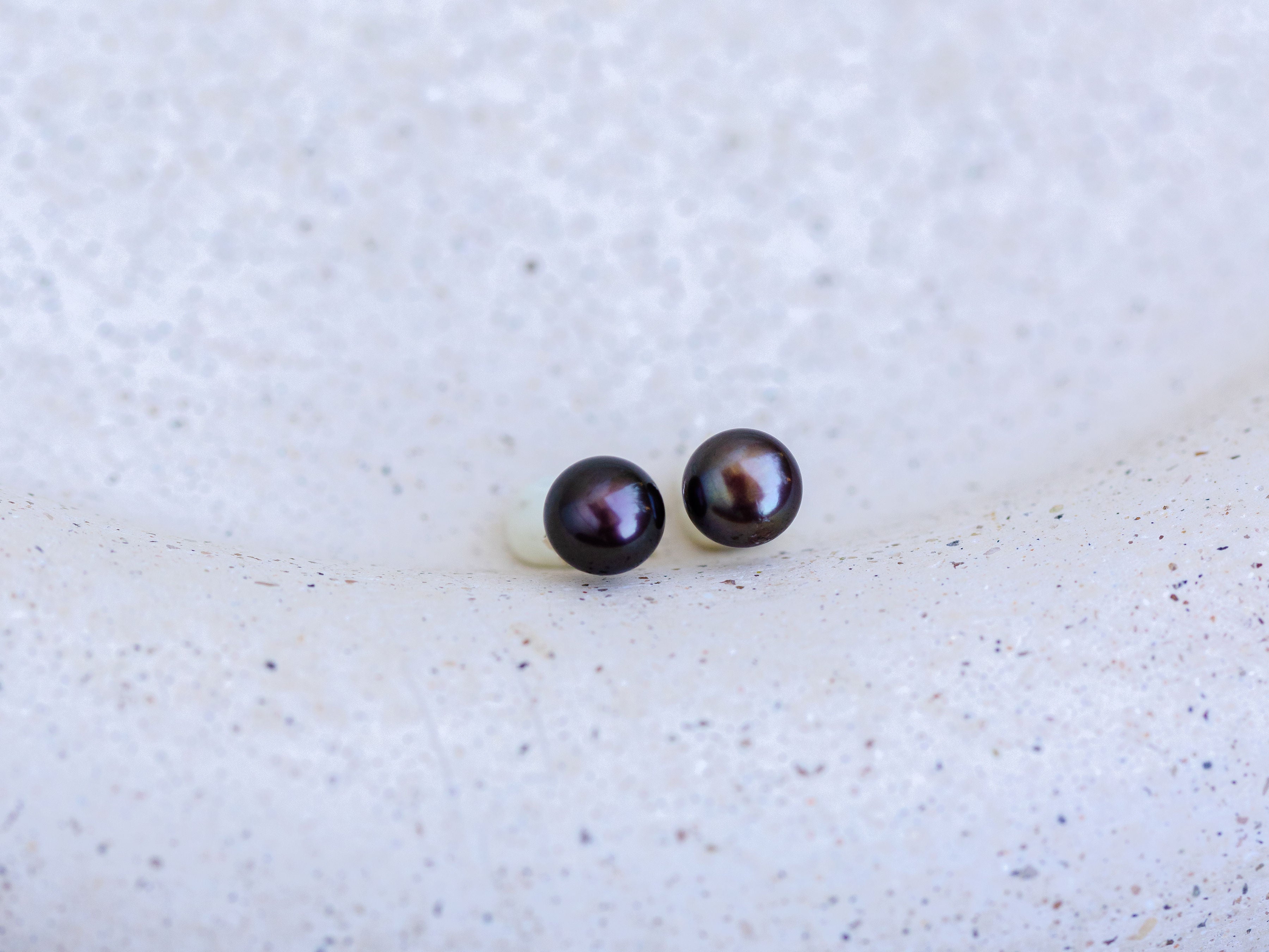 Black Pearl Stud Earrings