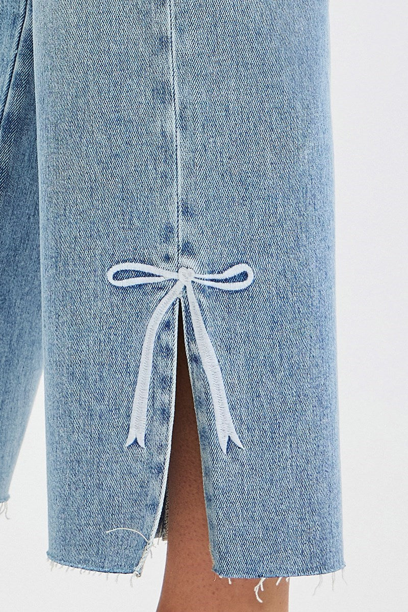 TUMMY CONTROL HIGH RISE CROP STRAIGHT SIDE SLIT AND RIBBON EMBROIDERY JEANS