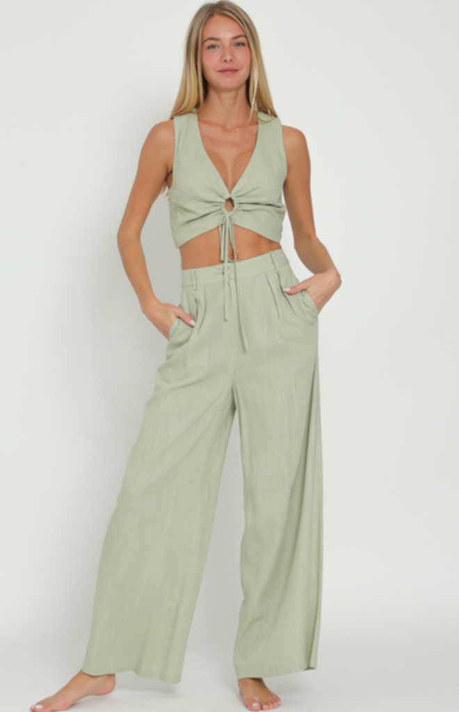 SLEEVELESS CINCH FRONT TOP - Sage