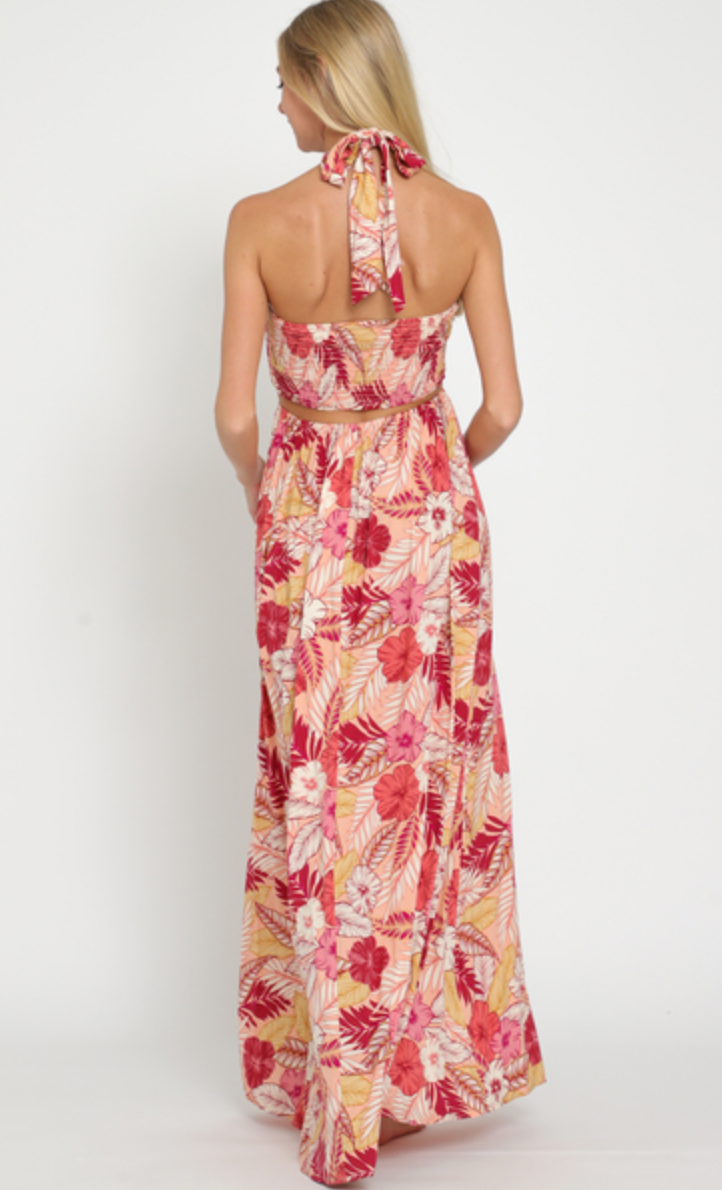 HALTER TIE BACK MAXI DRESS - Peach