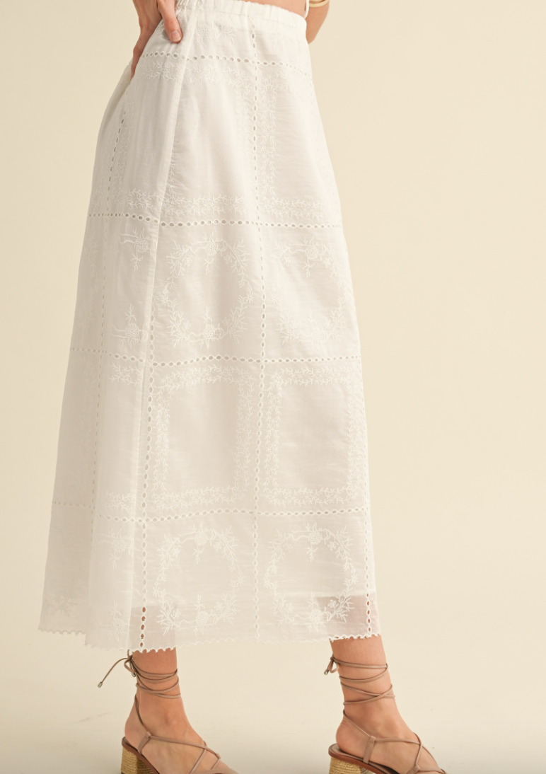 EYELET DETAIL SKIRT