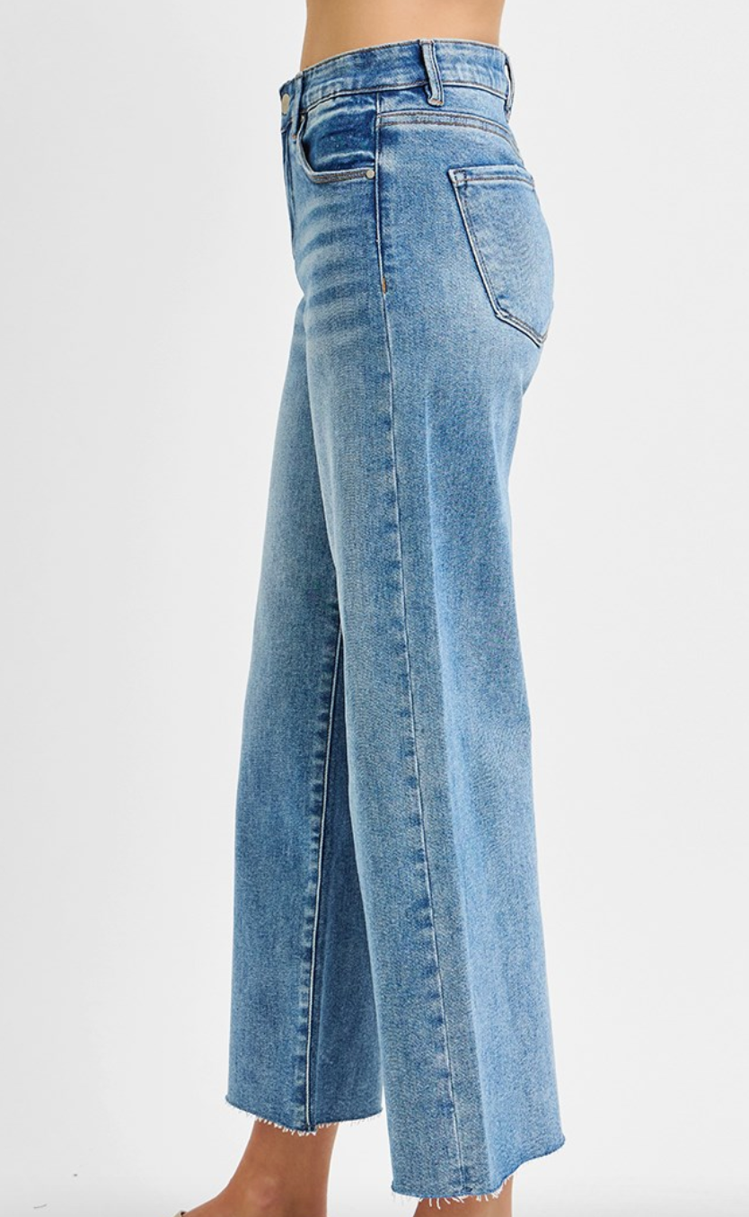 Elastic Band Mid Rise Crop Jeans