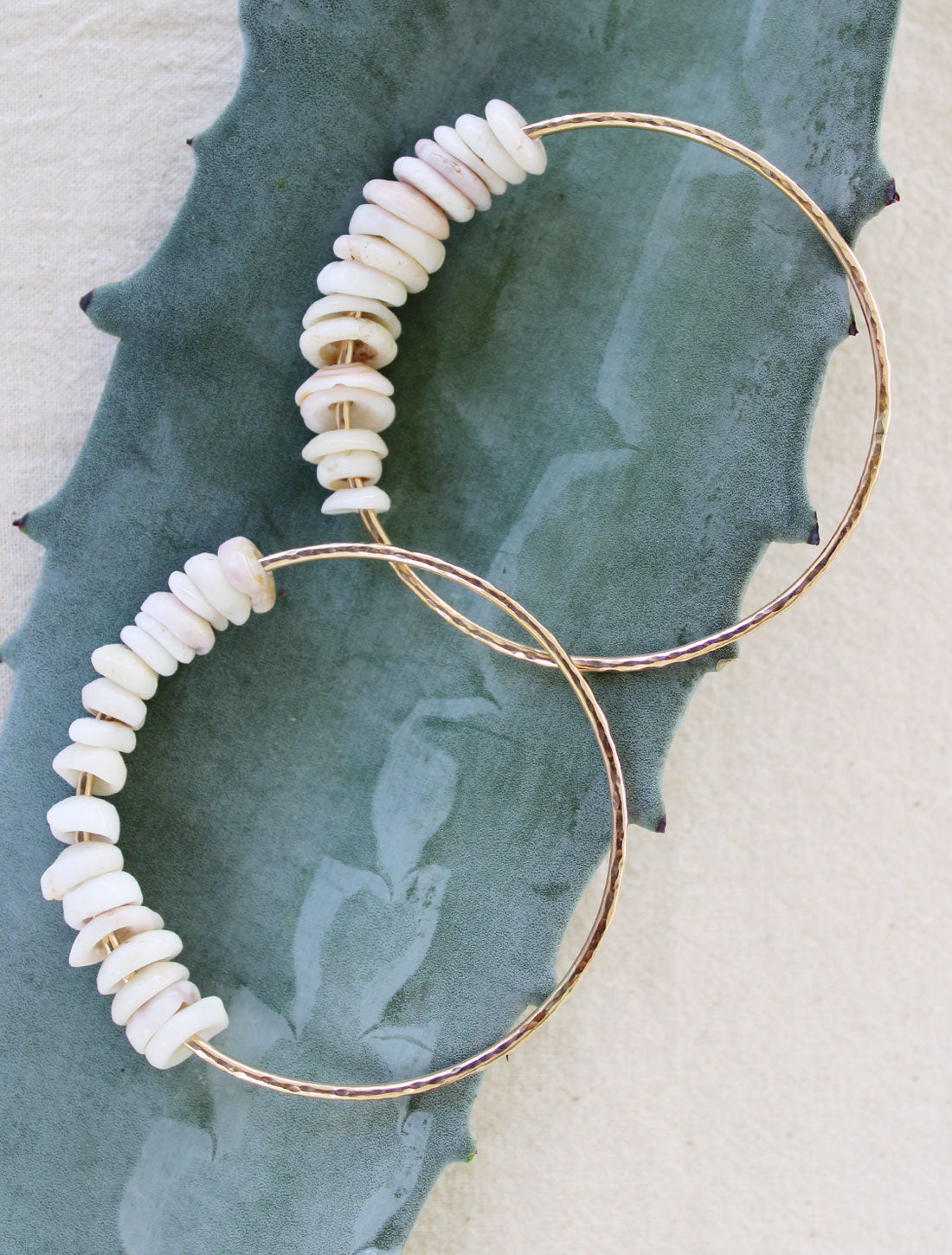 Gold Sea Shell Bangle Set 011