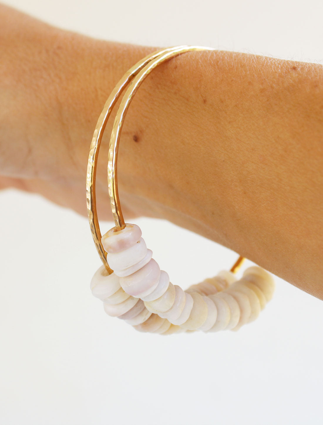 Gold Sea Shell Bangle Set 011