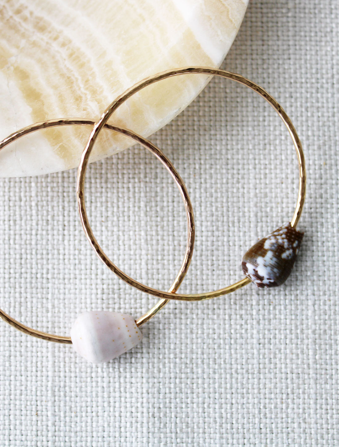 Gold Sea Shell Bangle Set 008