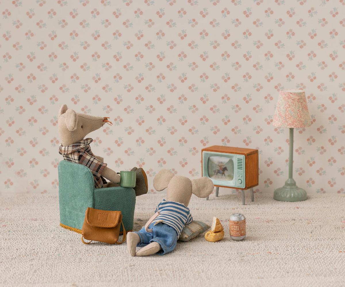 Television, Maileg Mouse