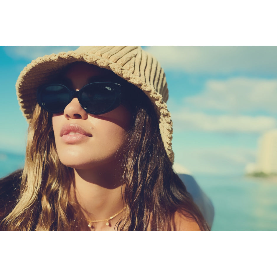Marley Sunglasses Black/ Smoke